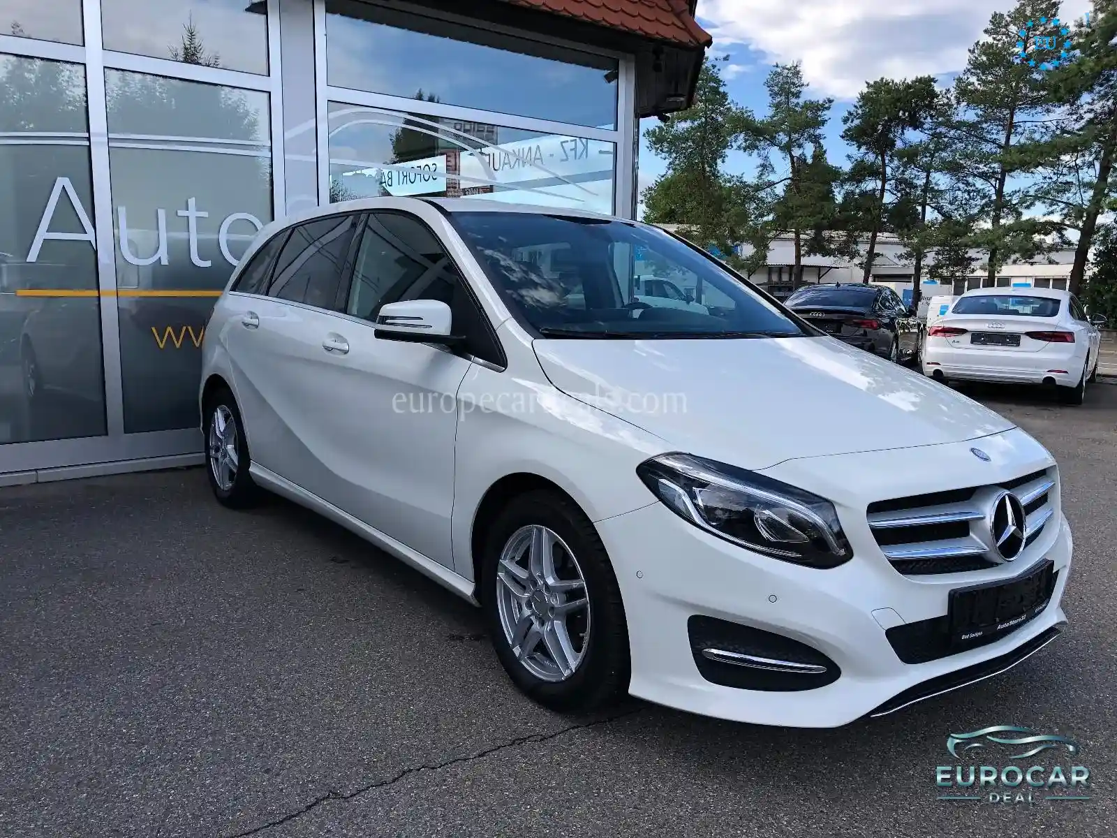Mercedes-Benz B 200