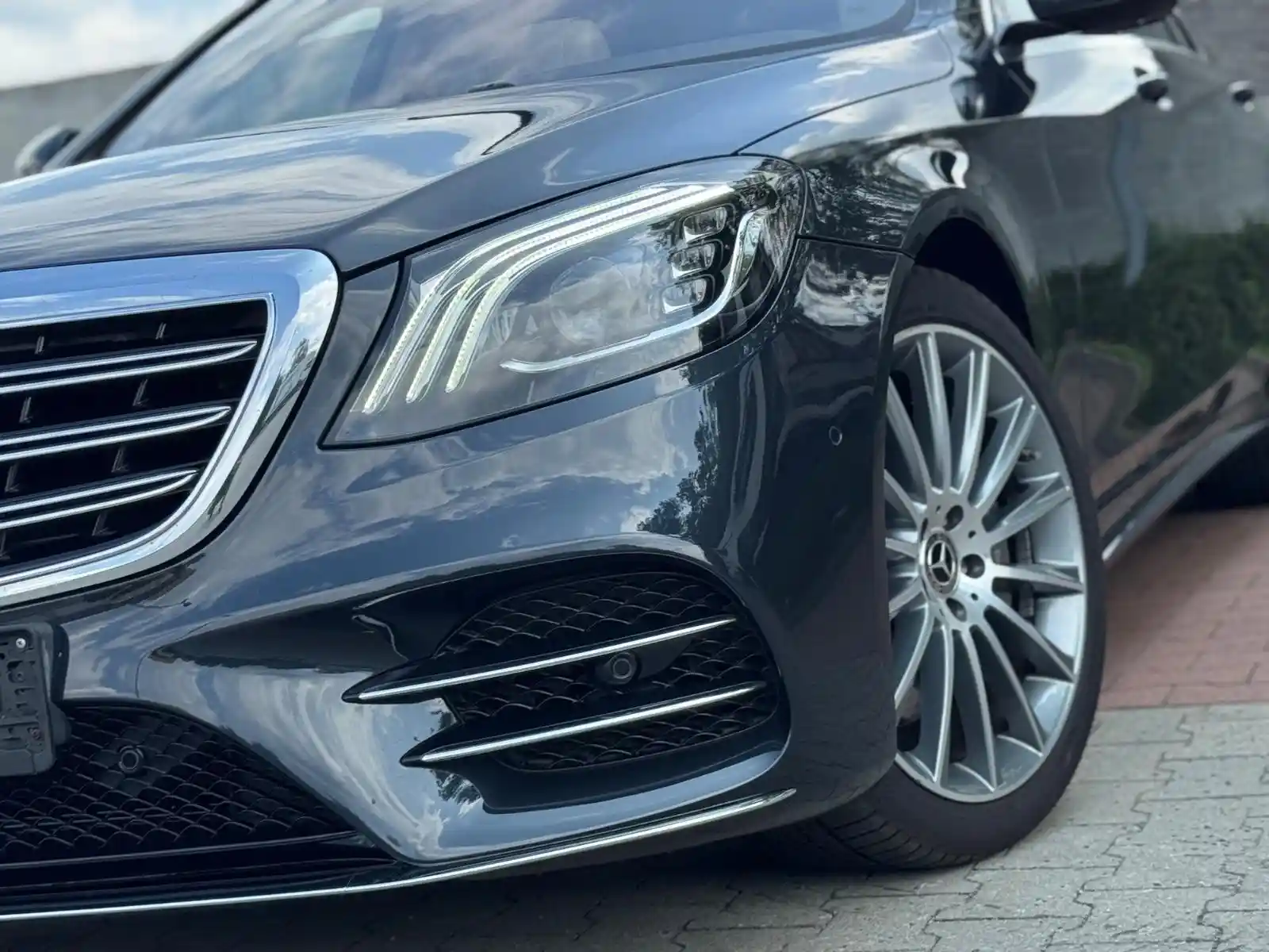 Mercedes-Benz S 500