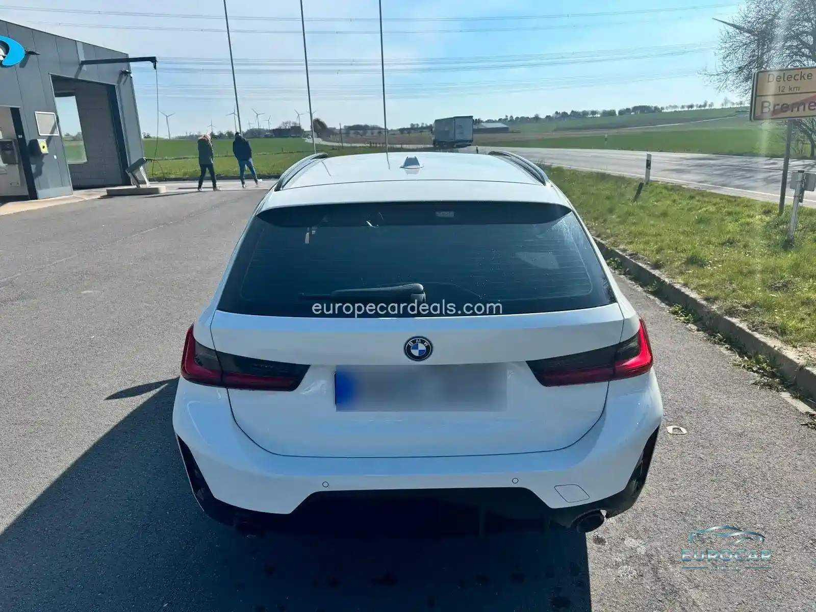 BMW 330