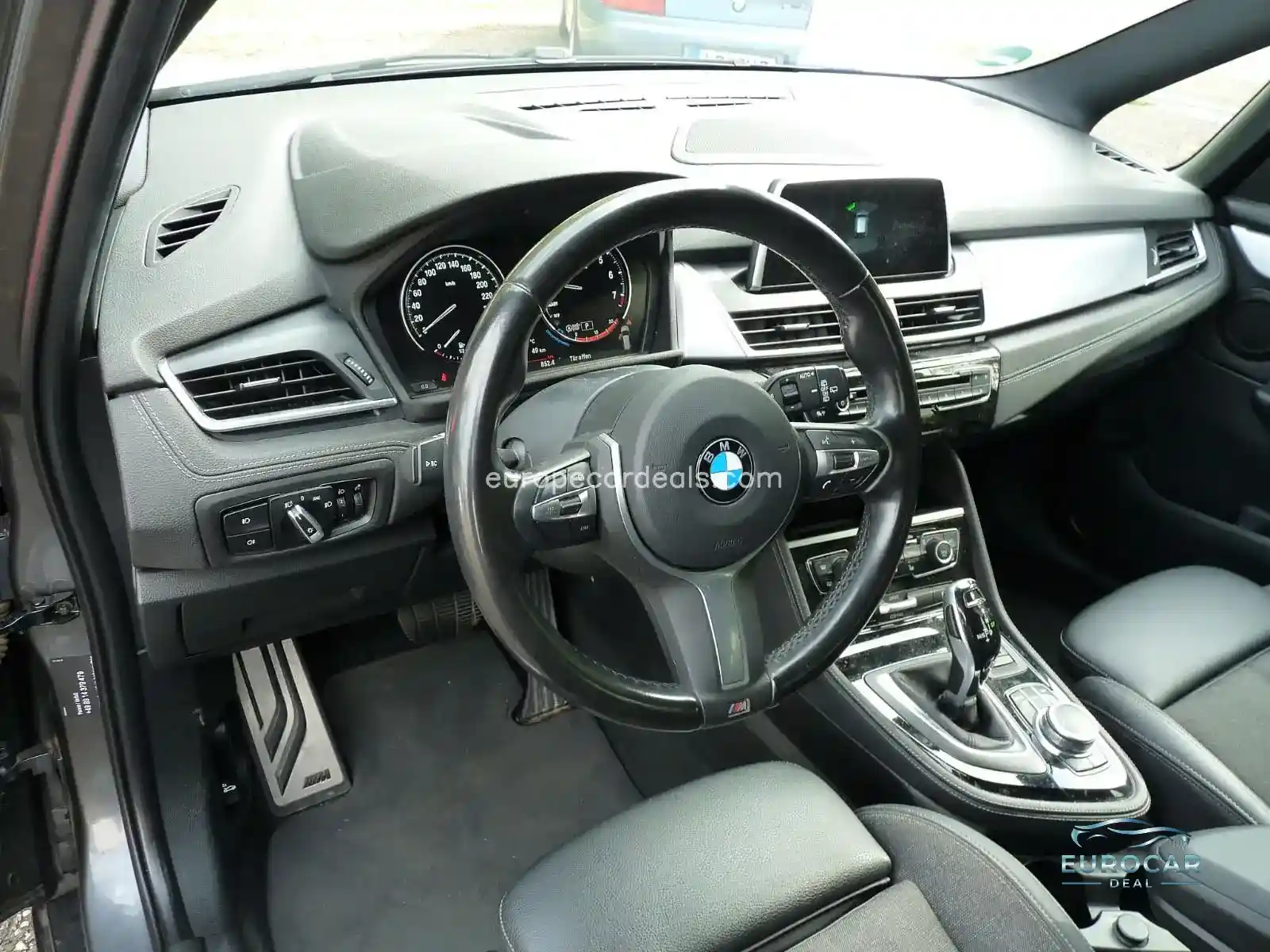 BMW 218
