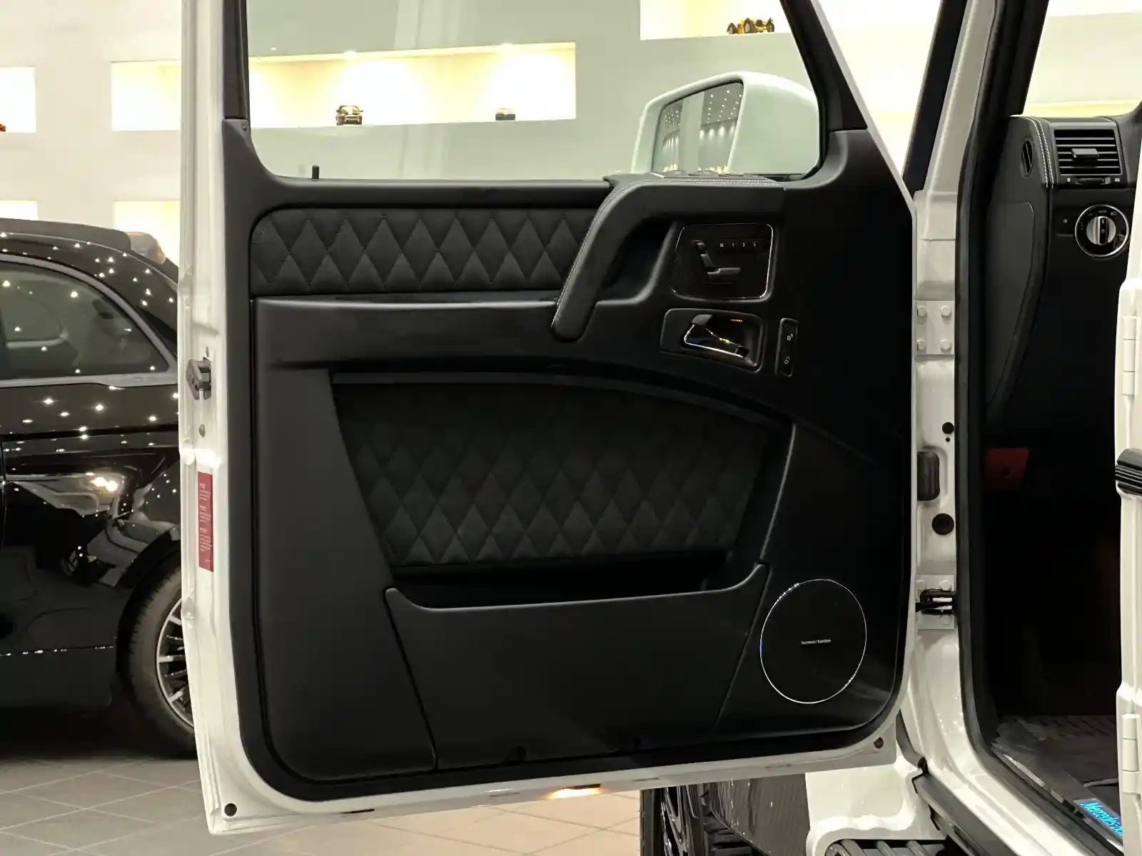 Mercedes-Benz G 500