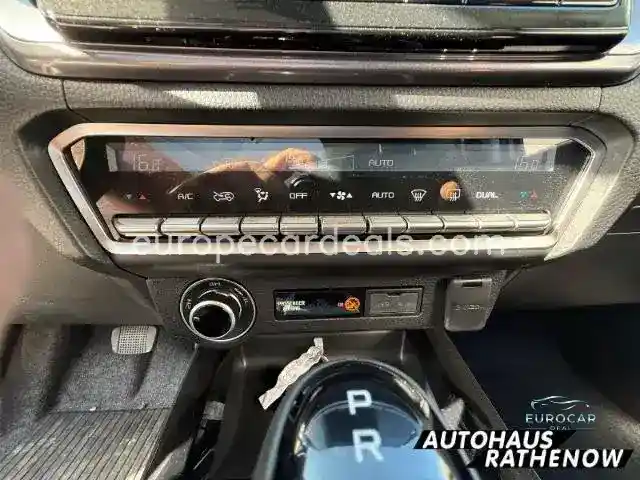 Double Cab 4WD LSE 1.9 TD*LED Mehrzonenkli