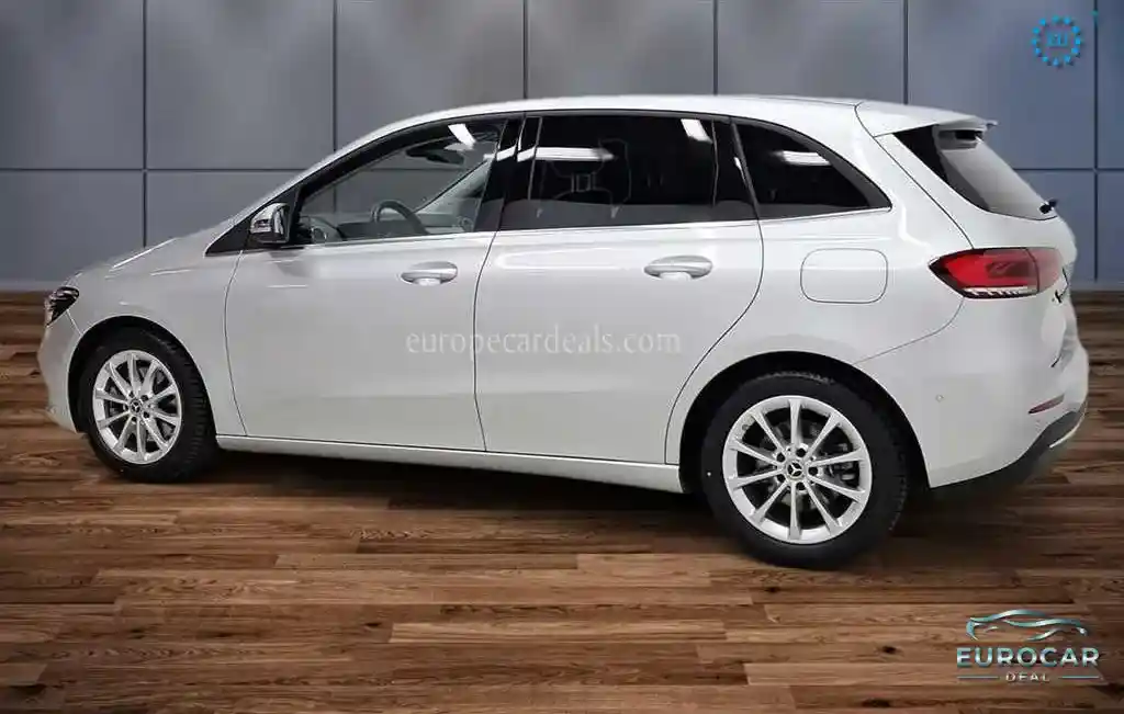 Mercedes-Benz B 220