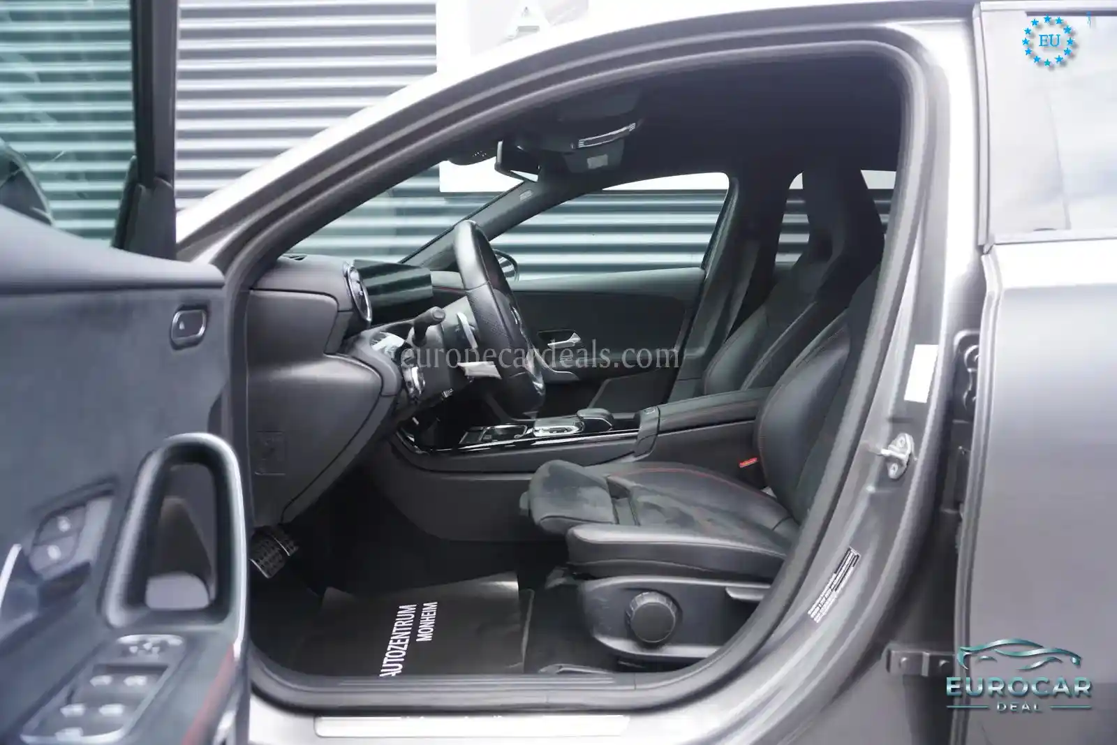Mercedes-Benz A 220