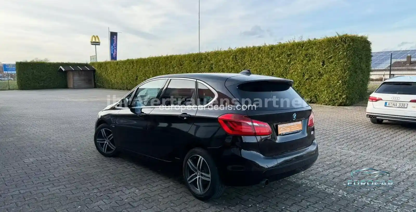 BMW 218