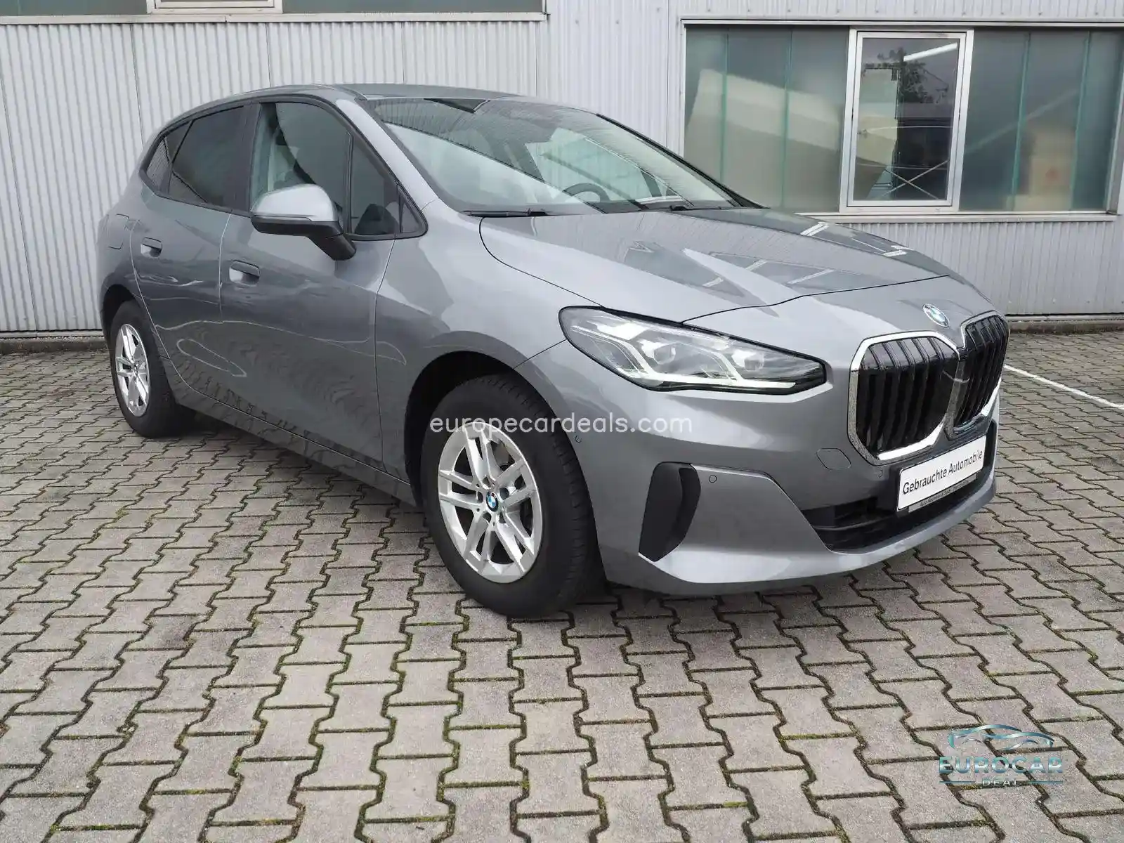 BMW 220