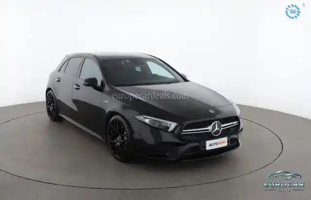 Mercedes-Benz A 35 AMG