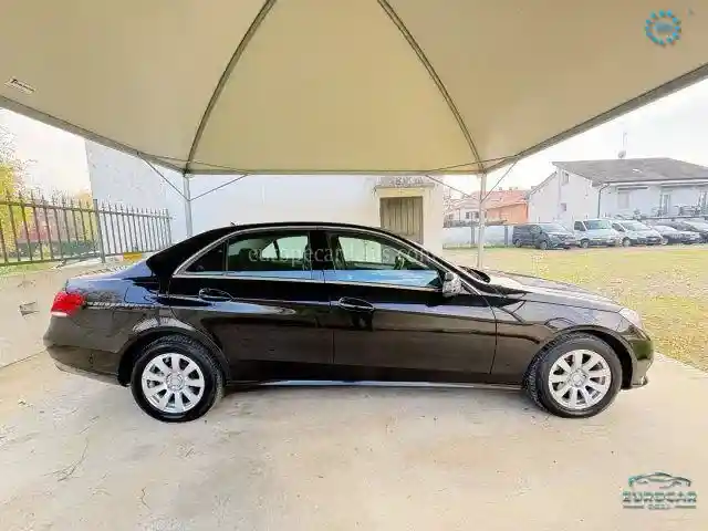 Mercedes-Benz E 200