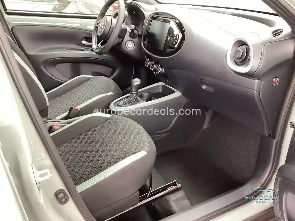 Toyota Aygo (X)