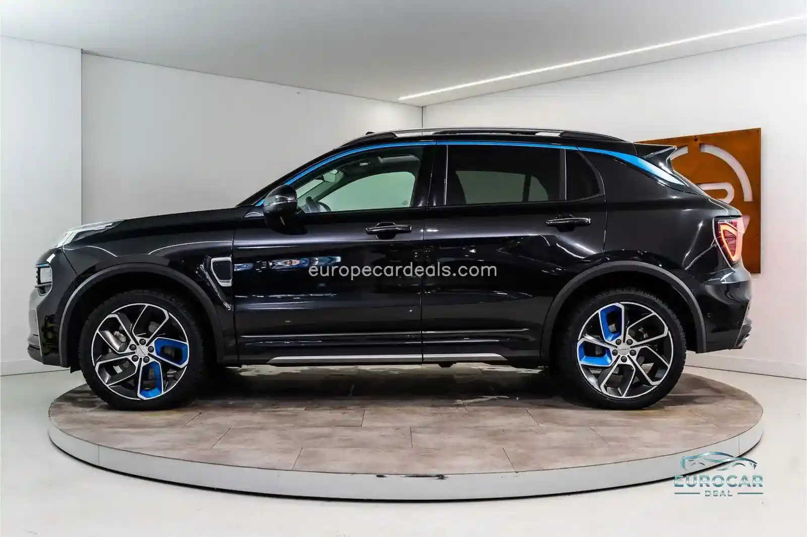 Lynk&Co 01