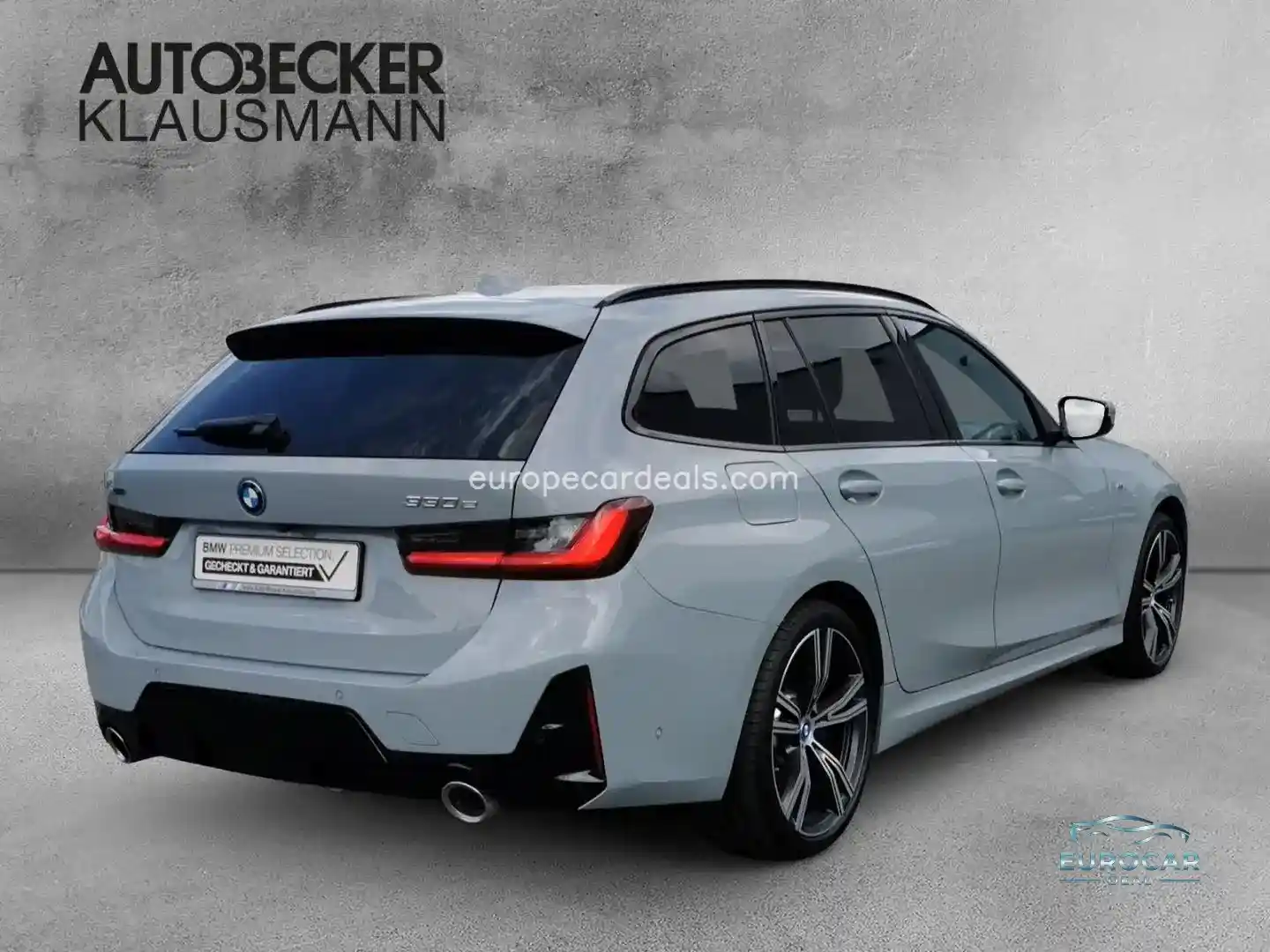 BMW 330