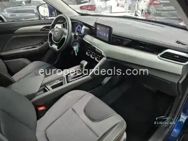 BAIC Senova X35