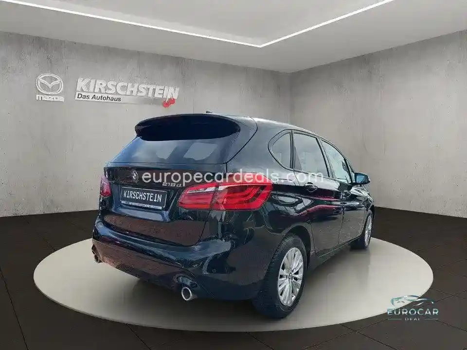 BMW 218