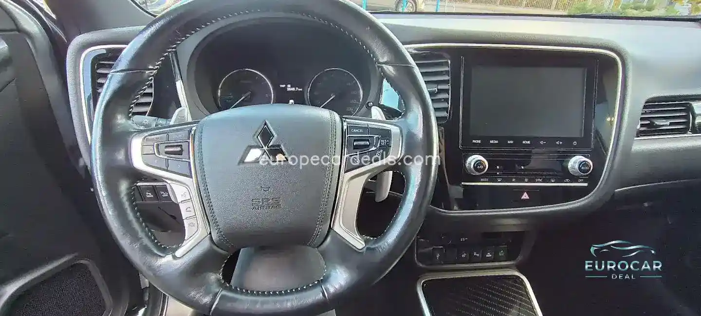 Mitsubishi Plug-in Hybrid Outlander