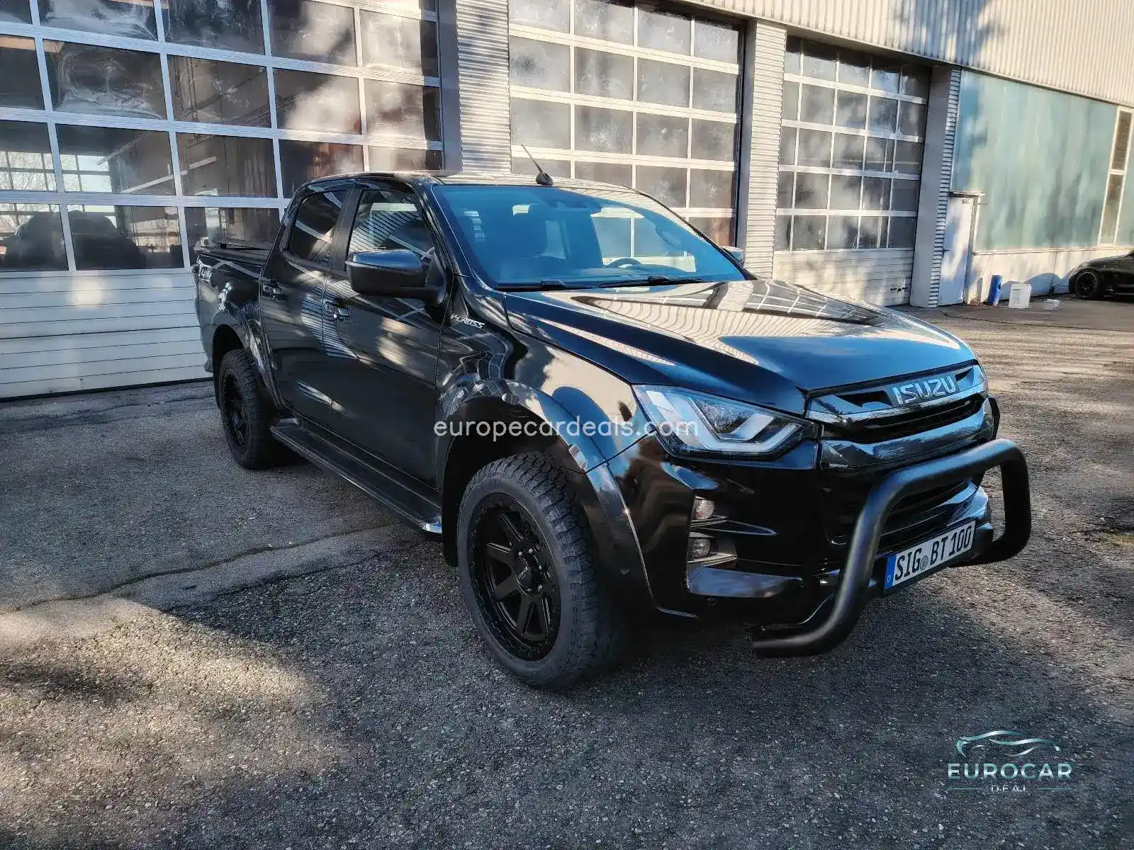 Double Cab 4WD V-CROSS TESSER4x4 Umbau