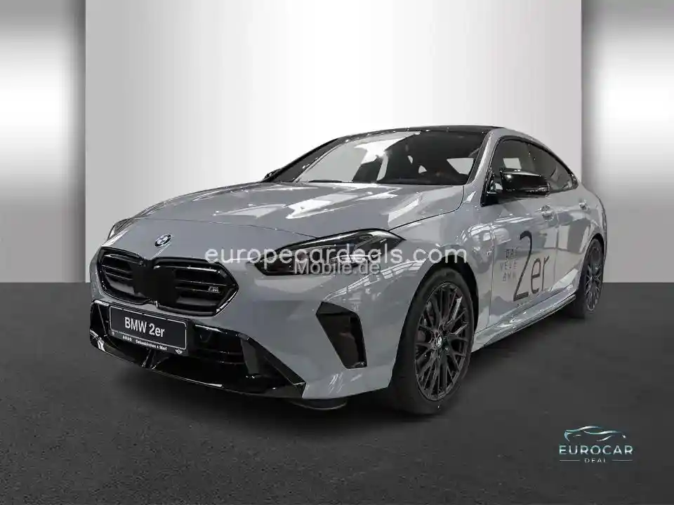 BMW M235