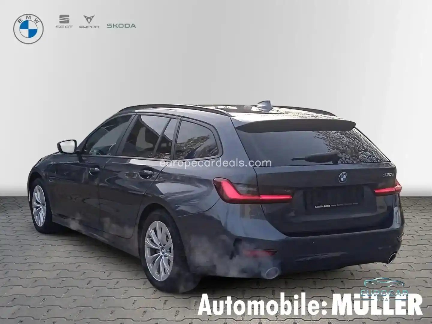 BMW 330