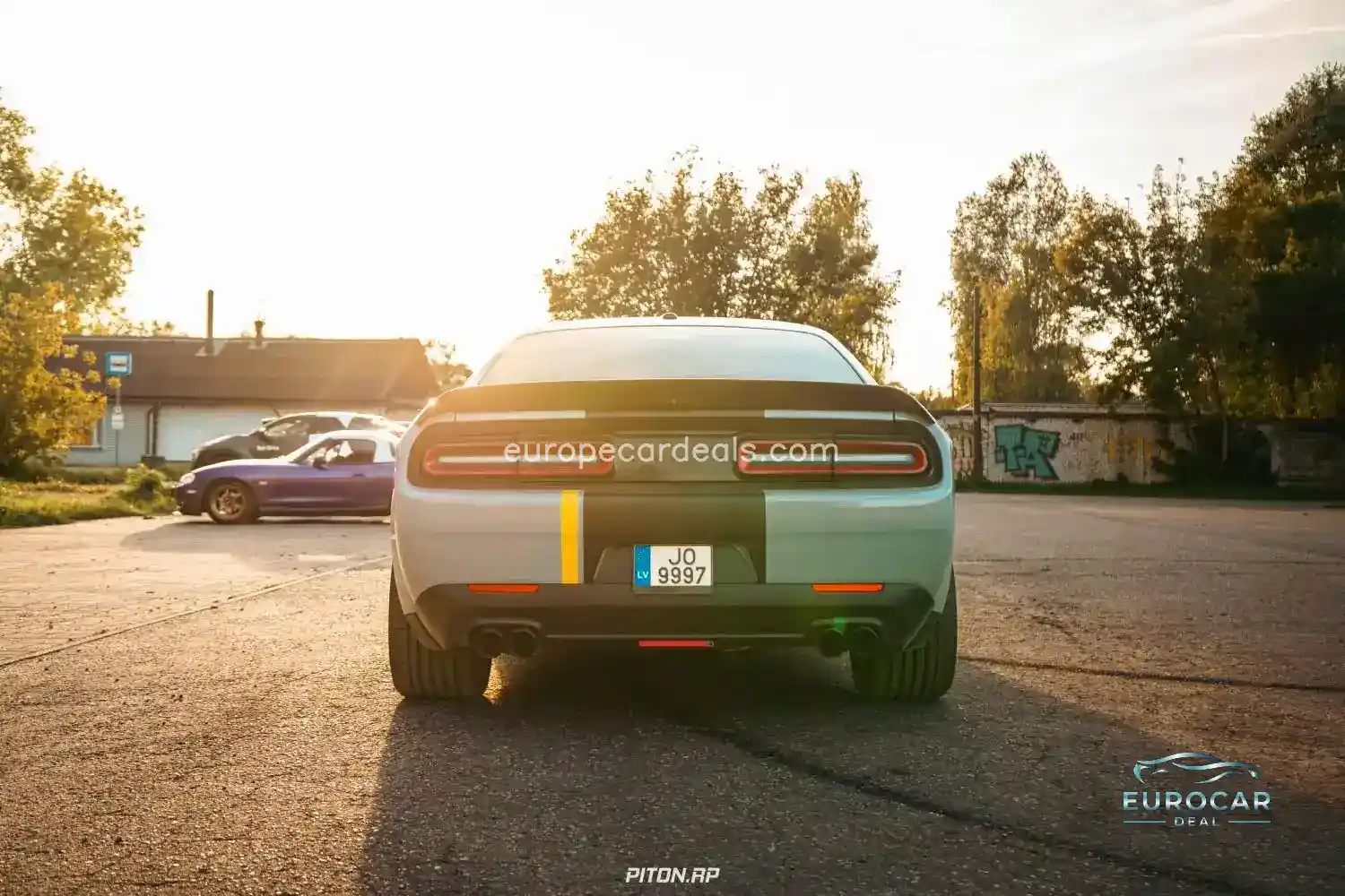 Dodge Challenger