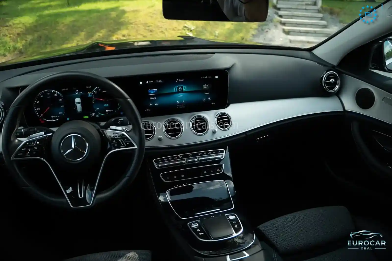 Mercedes-Benz E 300