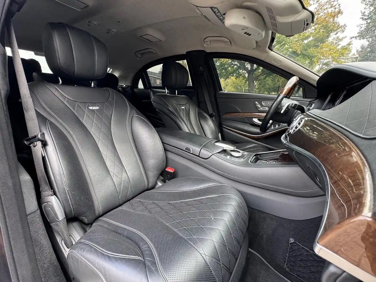 Mercedes-Benz S 600