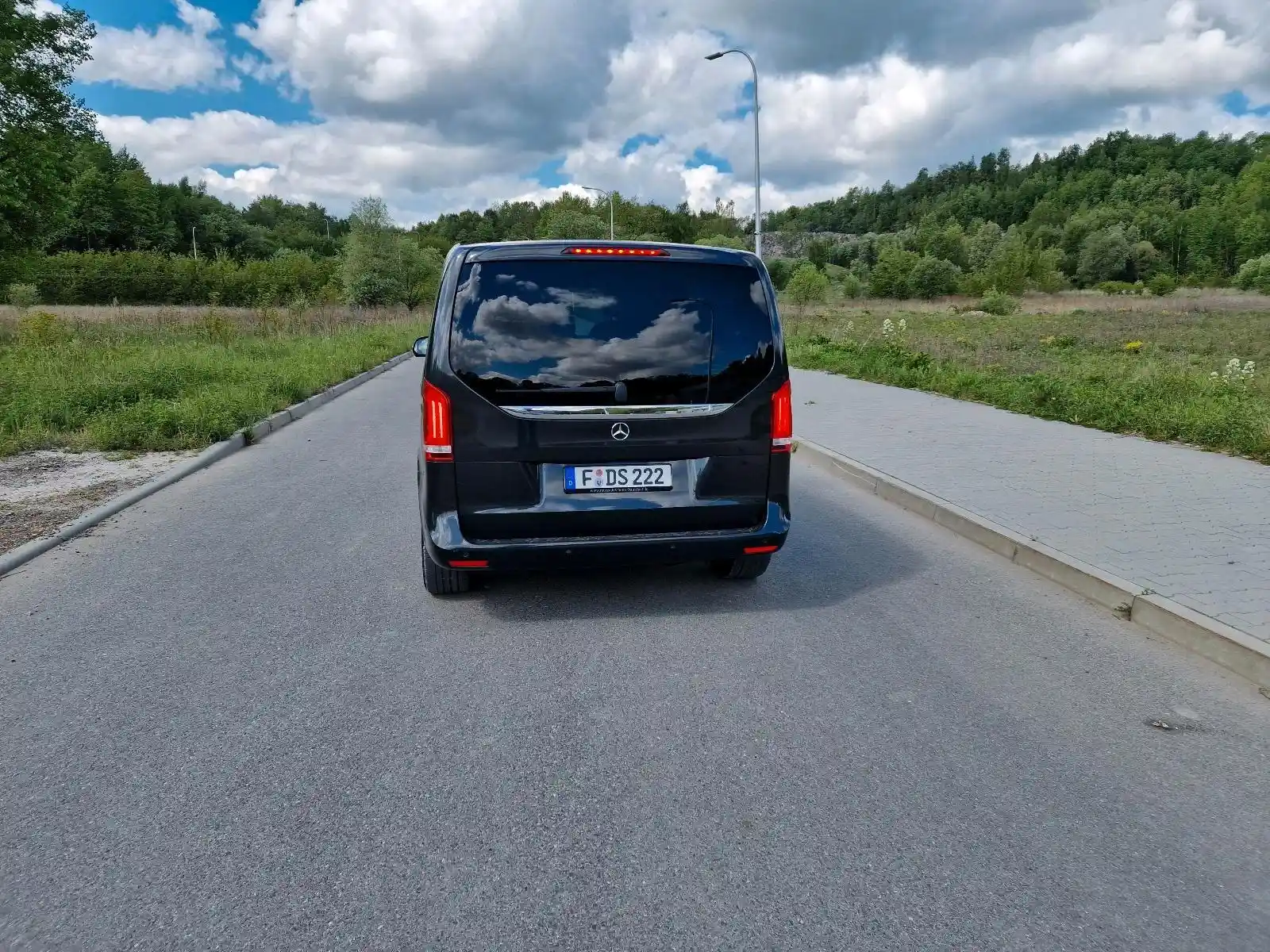 Mercedes-Benz V 250