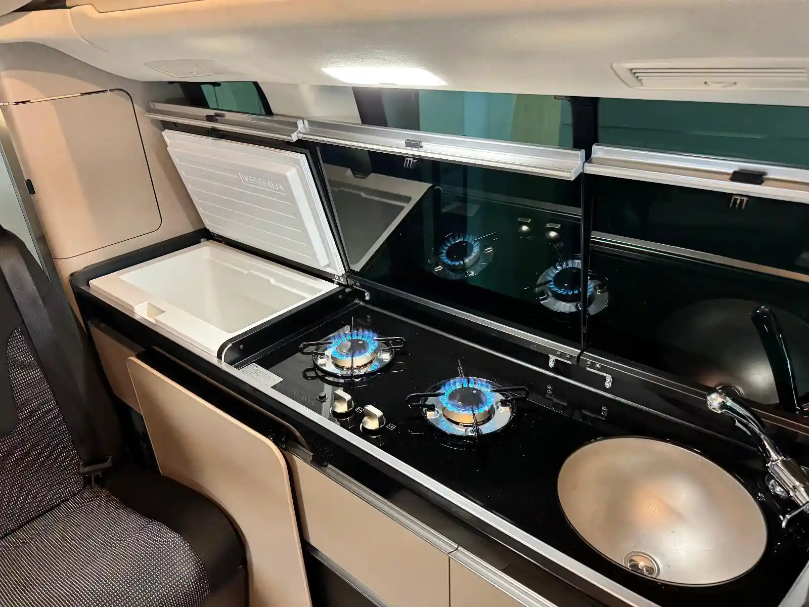 Mercedes-Benz V 250