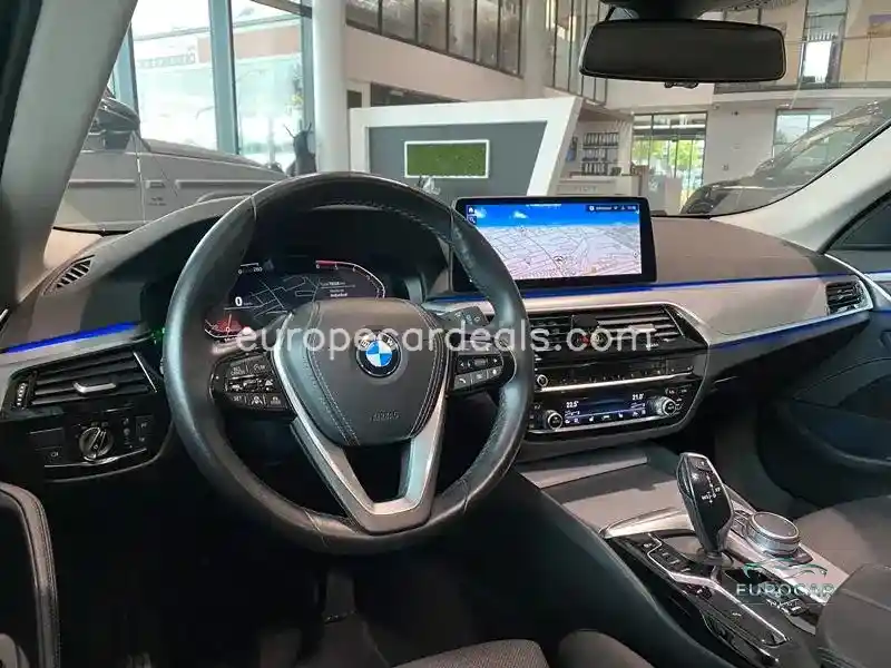 BMW 530