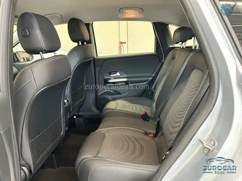 Mercedes-Benz B 200