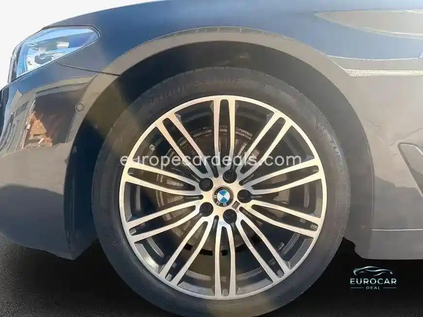 BMW 520