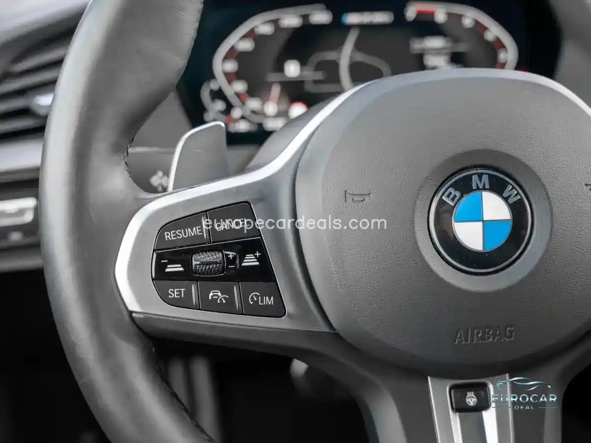 BMW M235