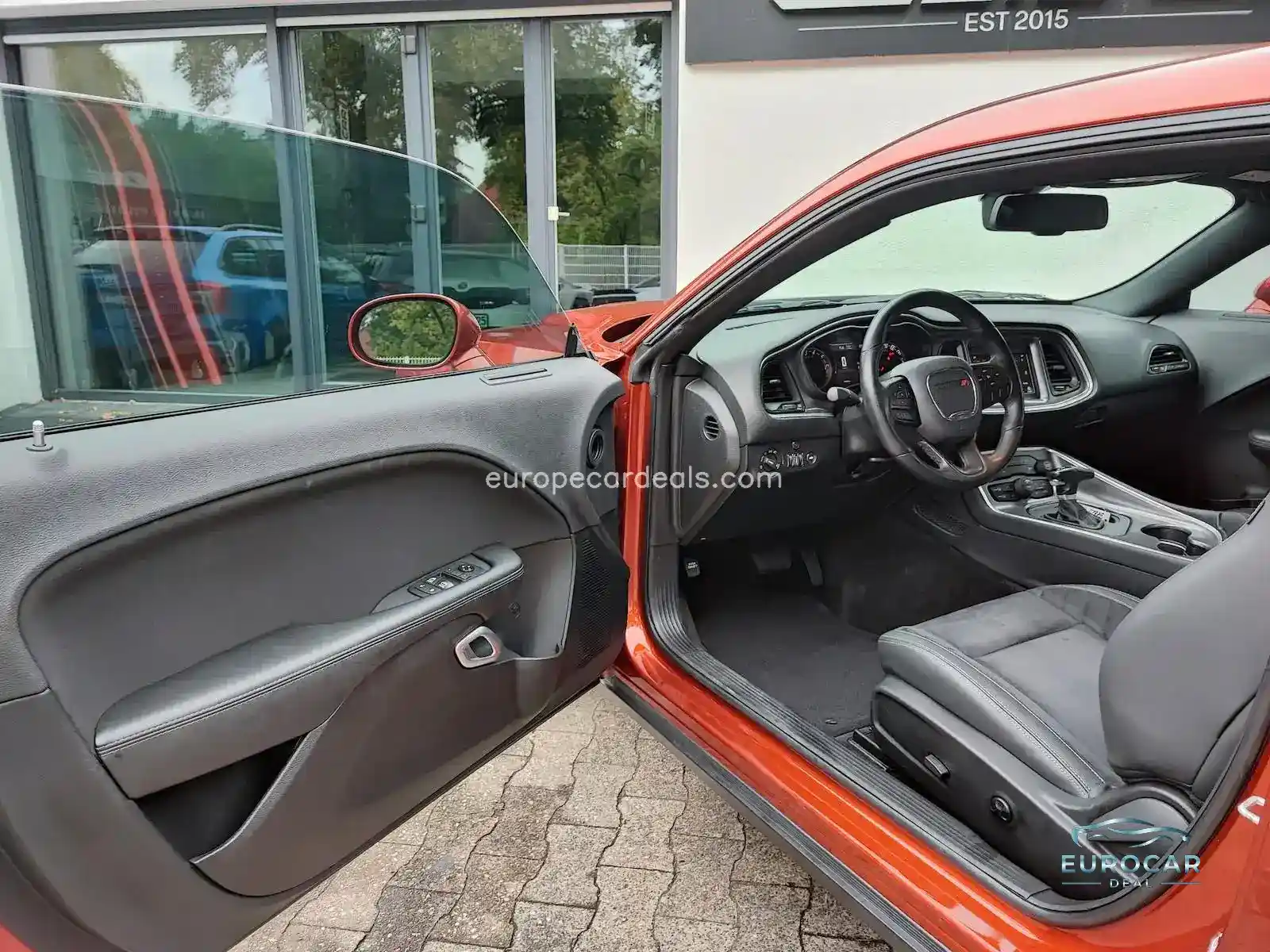 Dodge Challenger