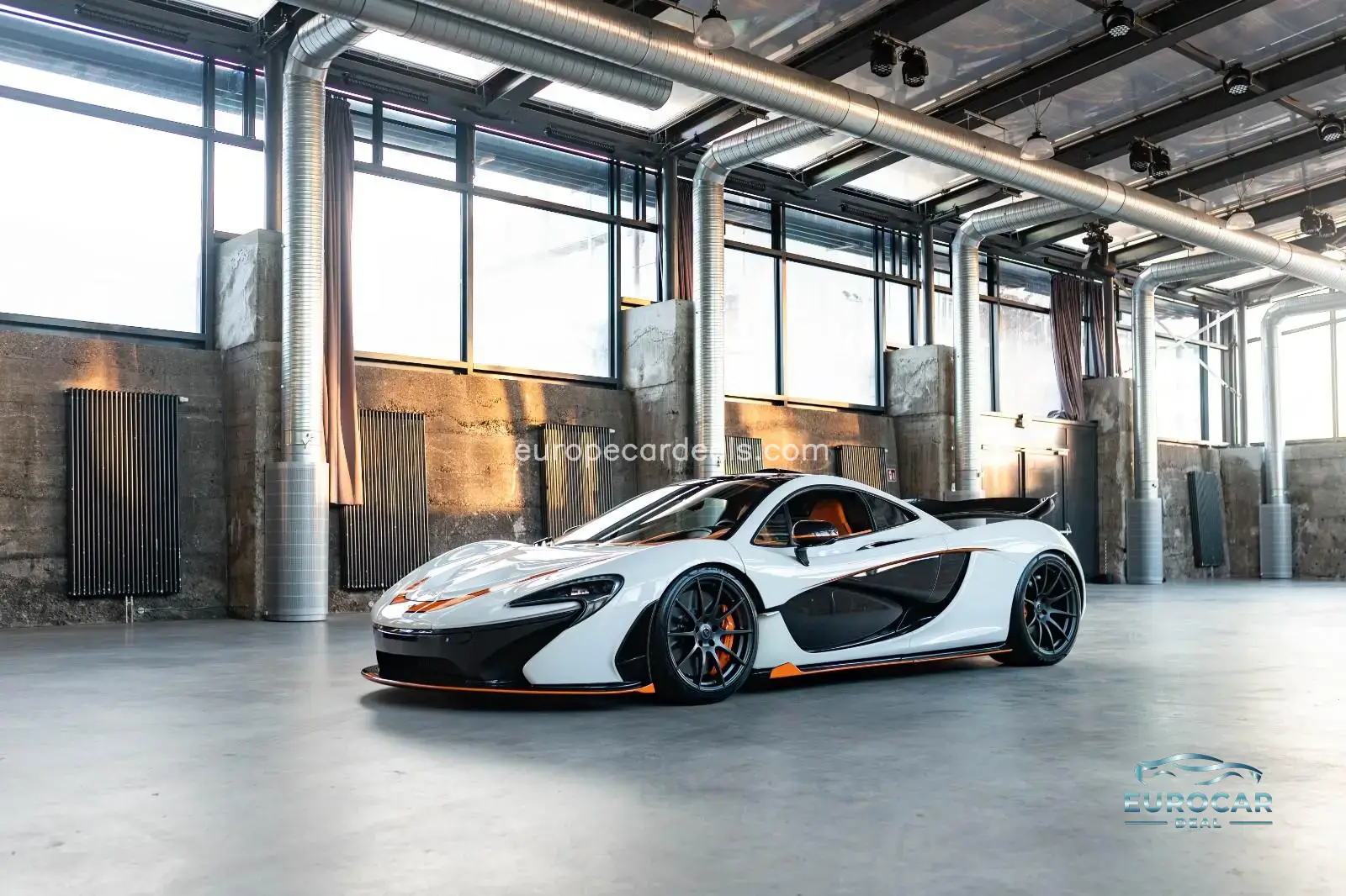 McLaren P1