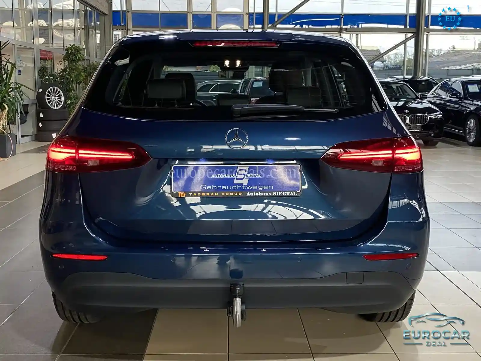 Mercedes-Benz B 180