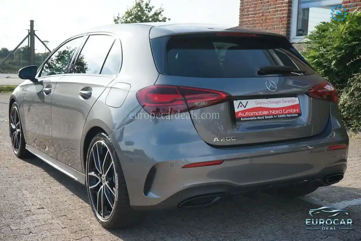 Mercedes-Benz A 200