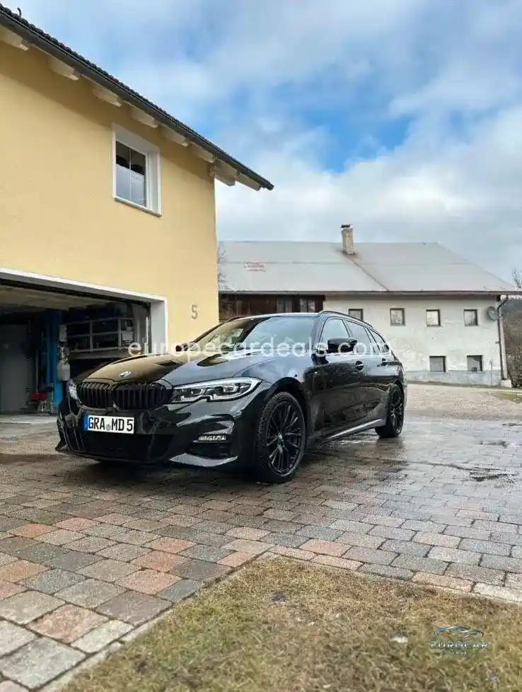 BMW 330