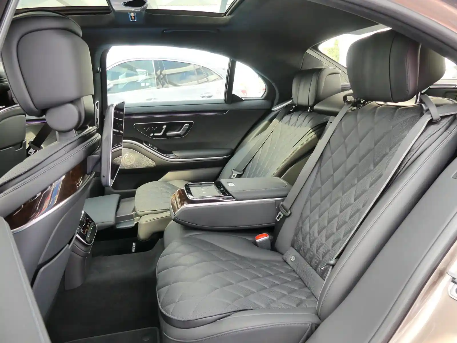 Mercedes-Benz S 500