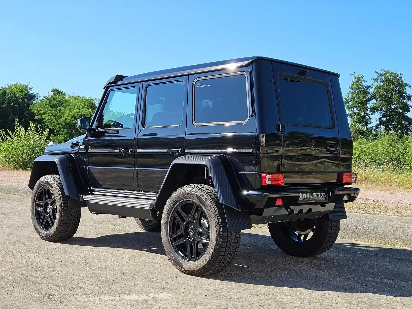Mercedes-Benz G 500