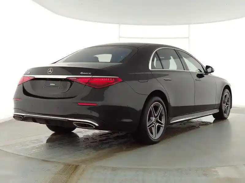 Mercedes-Benz S 500
