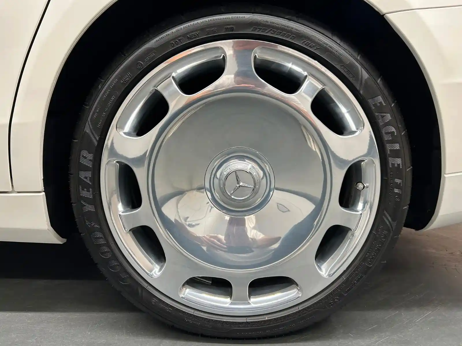 Mercedes-Benz S 560