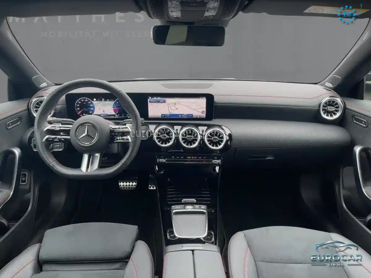 Mercedes-Benz CLA 220
