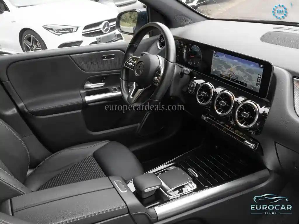 Mercedes-Benz B 200