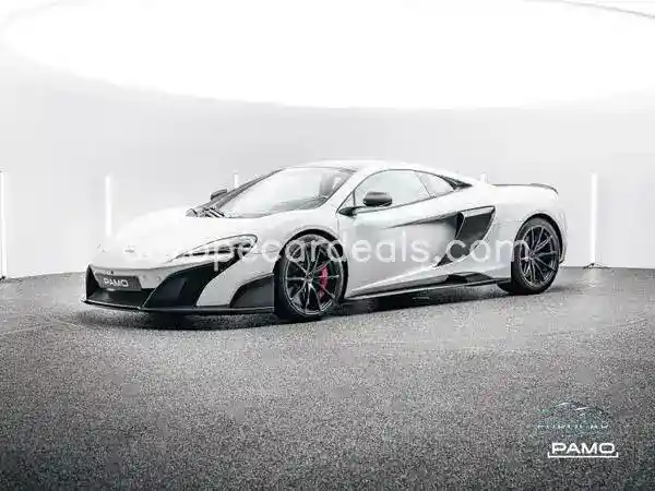 McLaren 675LT