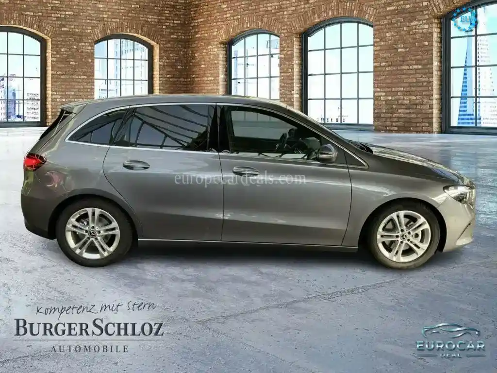 Mercedes-Benz B 180
