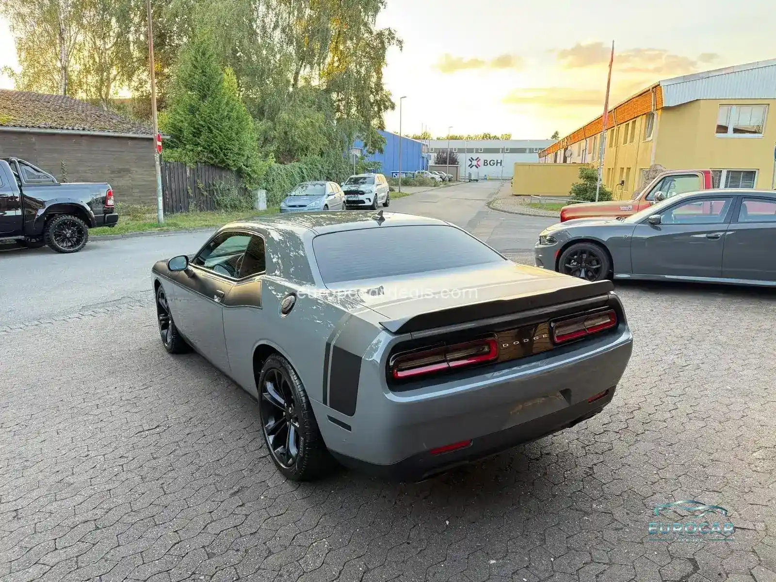 Dodge Challenger