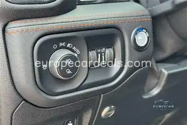 Dodge RAM