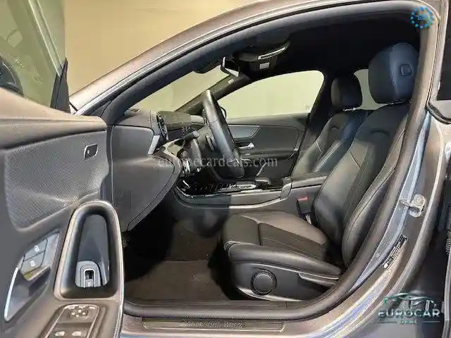 Mercedes-Benz CLA 200 Shooting Brake