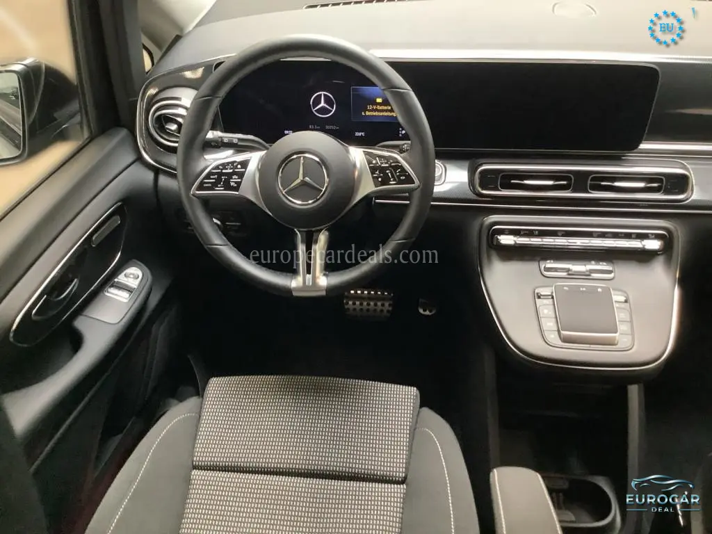 Mercedes-Benz V 220