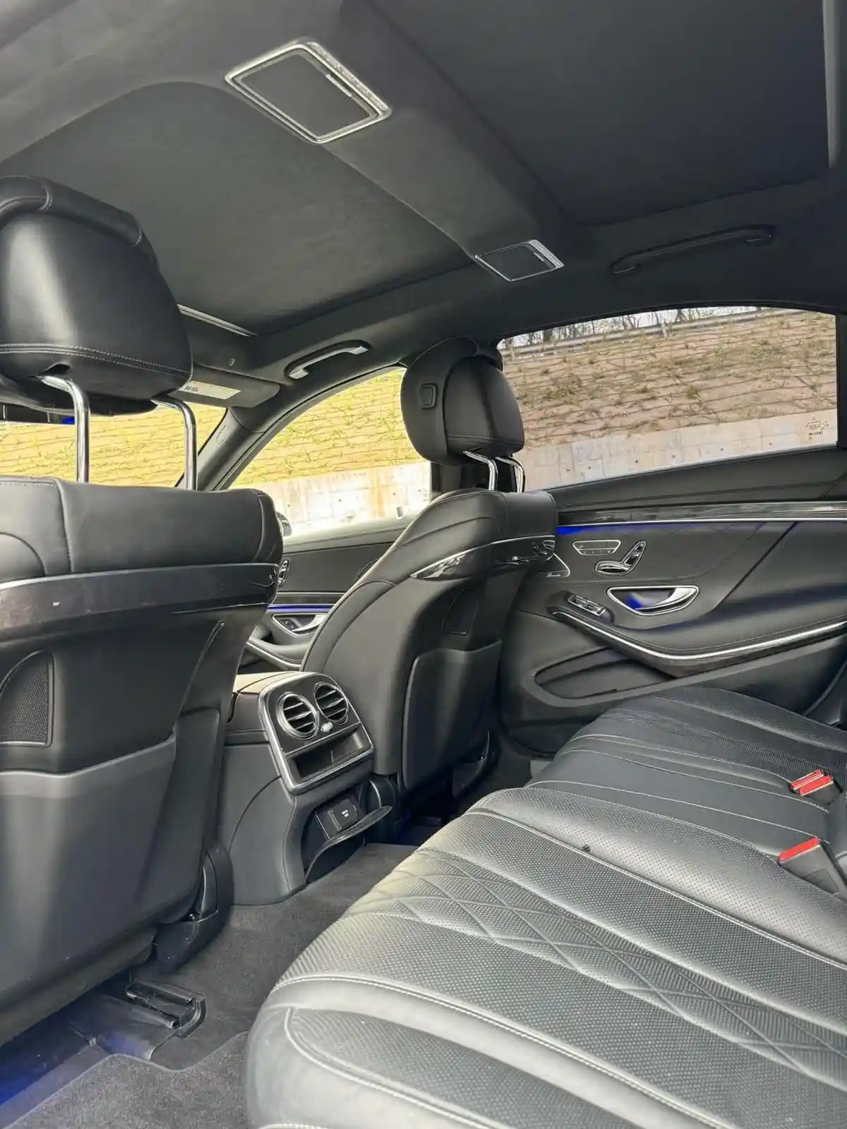 Mercedes-Benz S 560