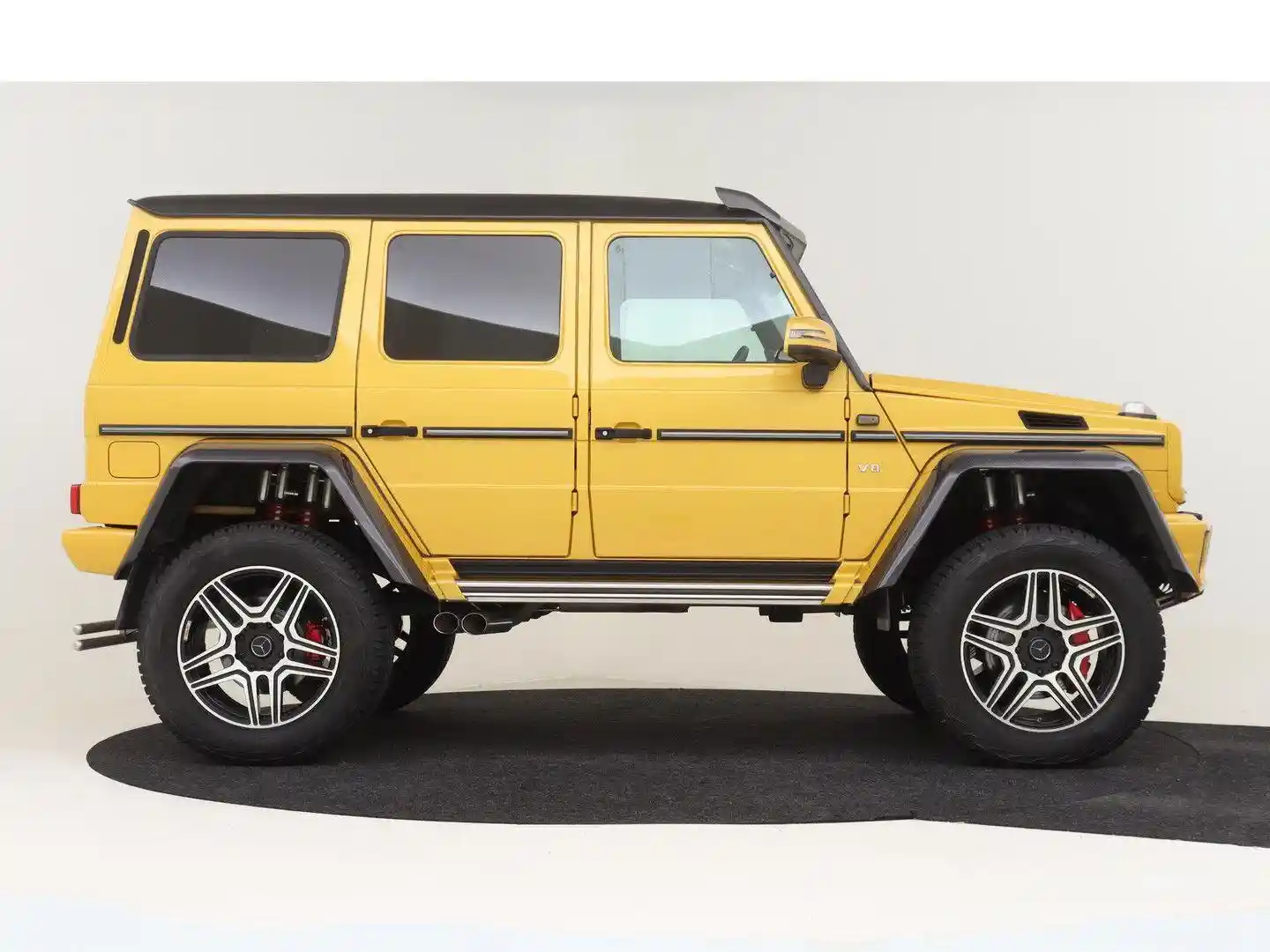Mercedes-Benz G 500
