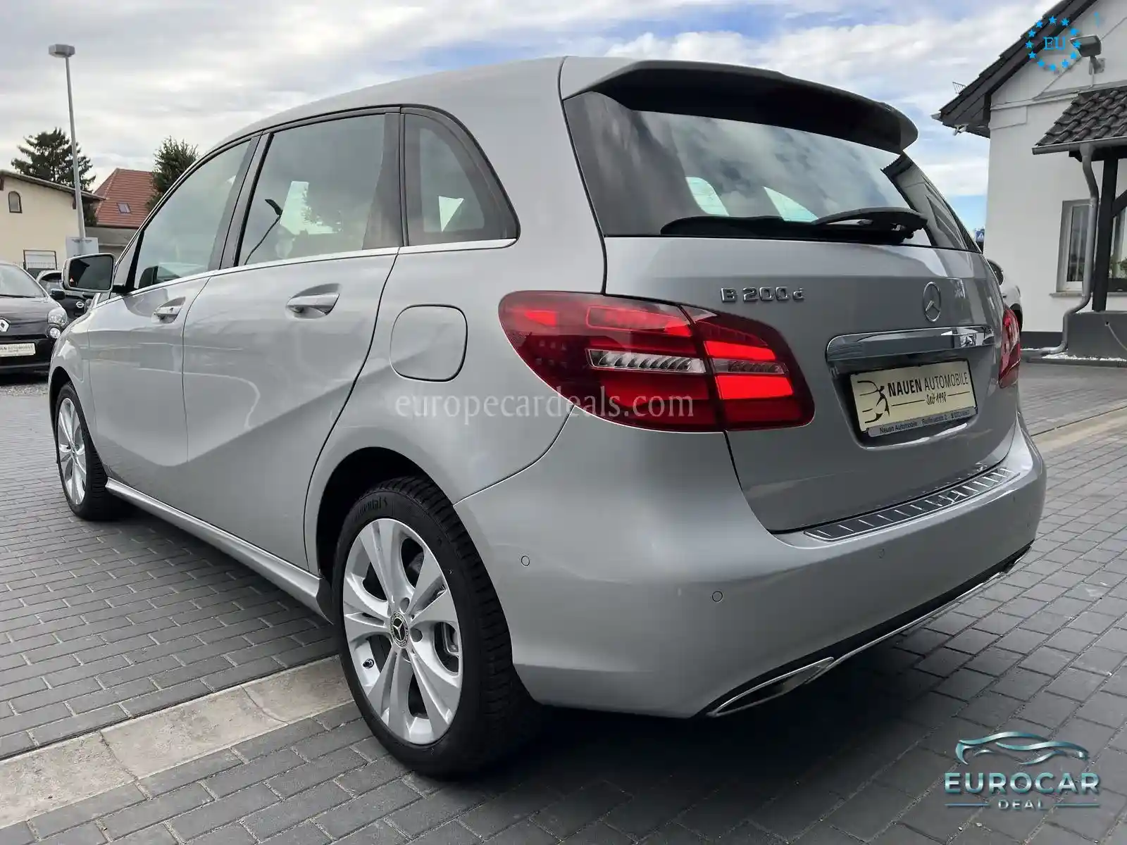 Mercedes-Benz B 200
